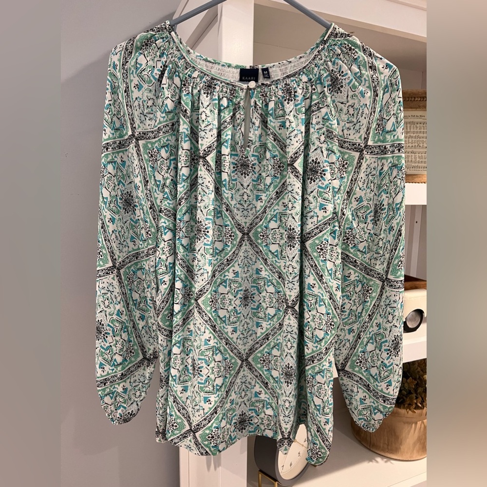 NWOT Kaari Blue mint blouse